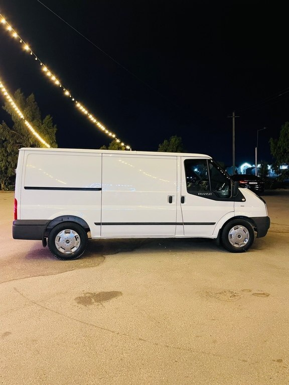 2011 Ford Transit, 2.2L, 193000km - Image 4