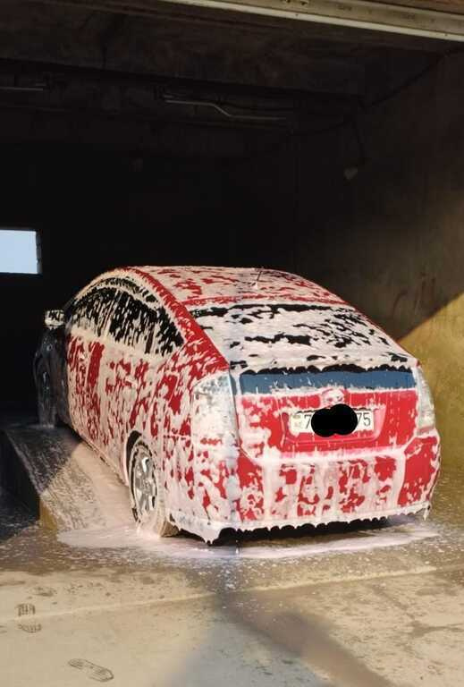 2008 Toyota Prius, 1.5L, 350000km - Image 2