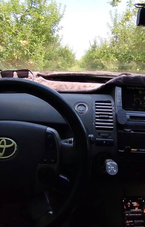 2008 Toyota Prius, 1.5L, 350000km - Image 11