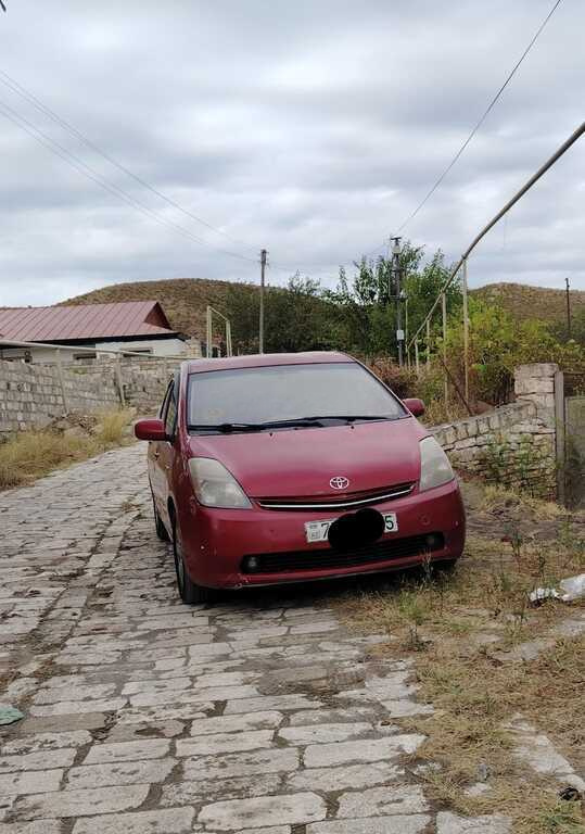 2008 Toyota Prius, 1.5L, 350000km - Image 3