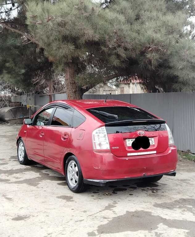 2008 Toyota Prius, 1.5L, 350000km - Image 5