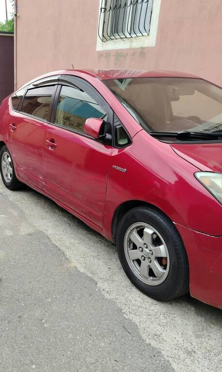 2008 Toyota Prius, 1.5L, 350000km - Image 8