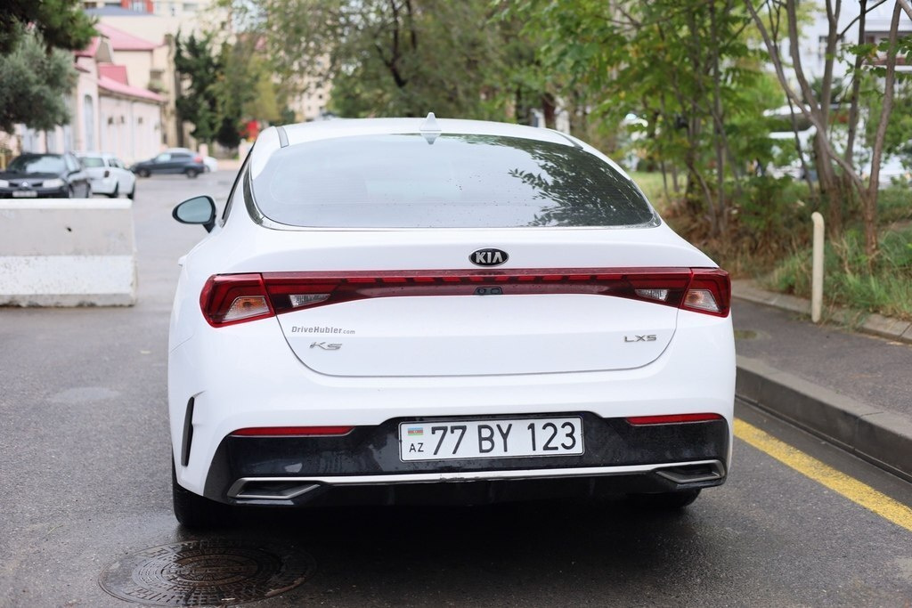 2021 Kia K5, 1.6L, 109000km - Image 2