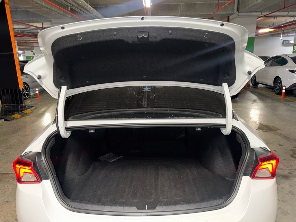 2021 Kia K5, 1.6L, 109000km - Image 13