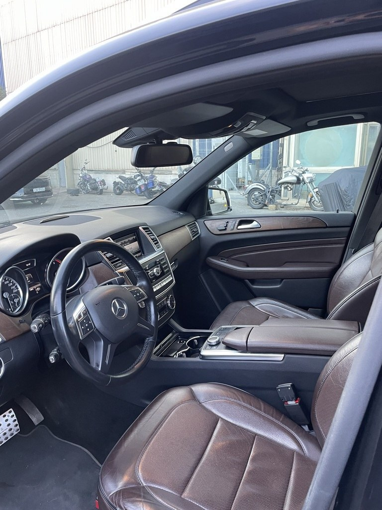 2013 Mercedes ML 350 4MATIC, 3.5L, 119950km - Image 13