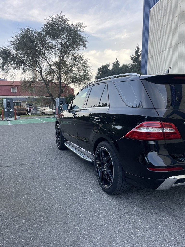 2013 Mercedes ML 350 4MATIC, 3.5L, 119950km - Image 5