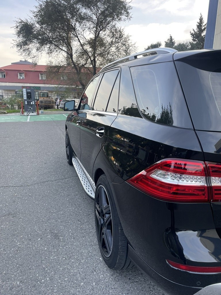 2013 Mercedes ML 350 4MATIC, 3.5L, 119950km - Image 7