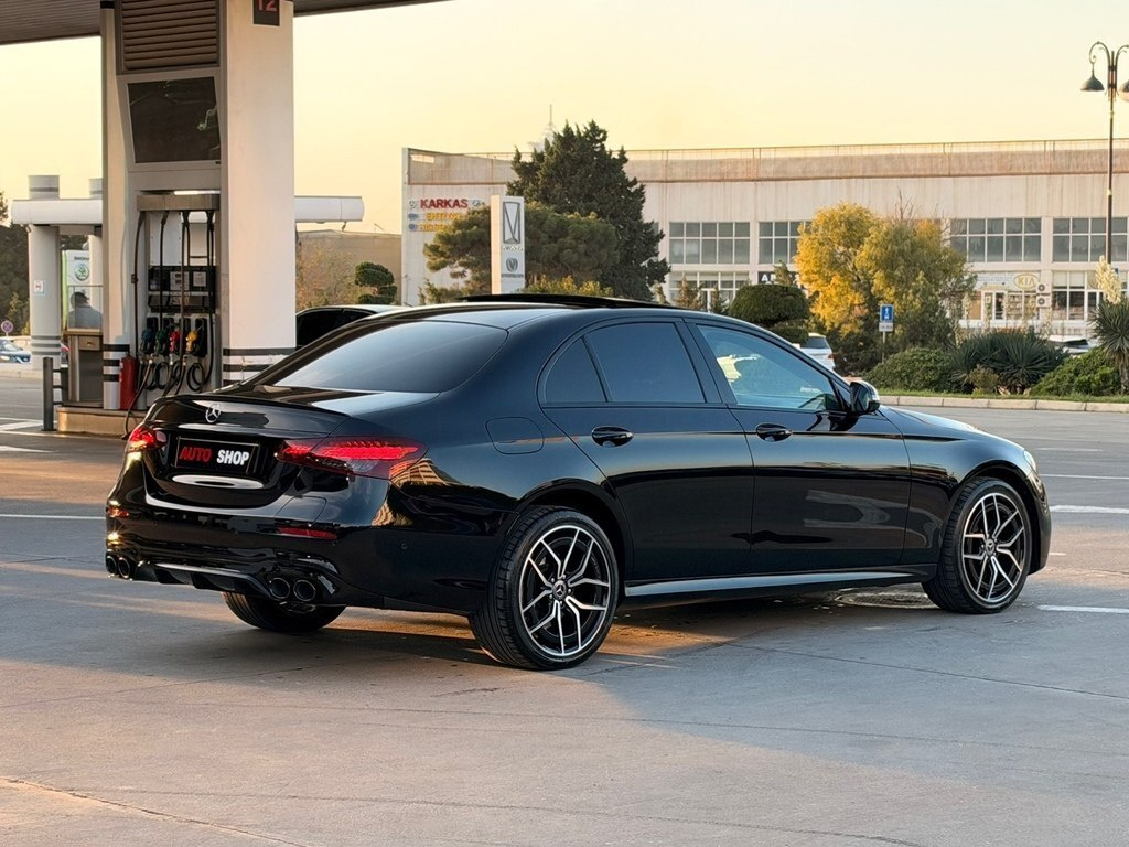 2022 Mercedes E 300 de, 2.0L, 109000km - Image 2