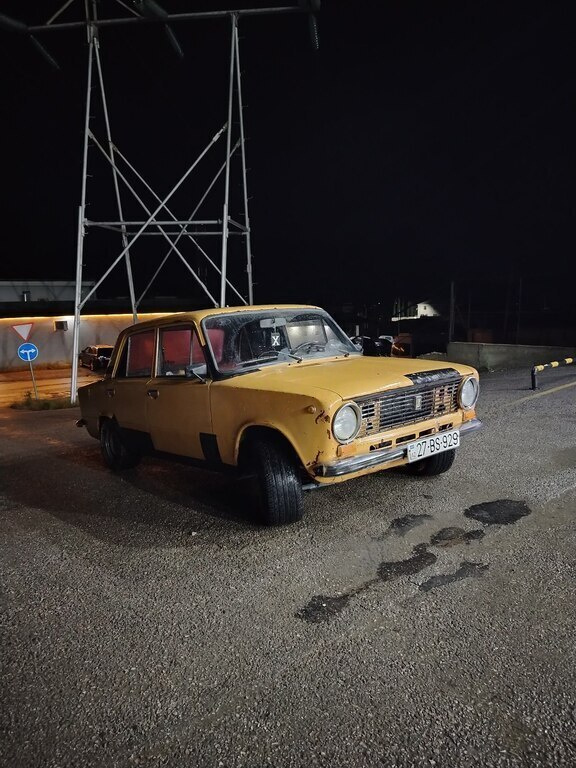 1981 LADA (VAZ) 21011, 1.3L, 511690km - Image 4
