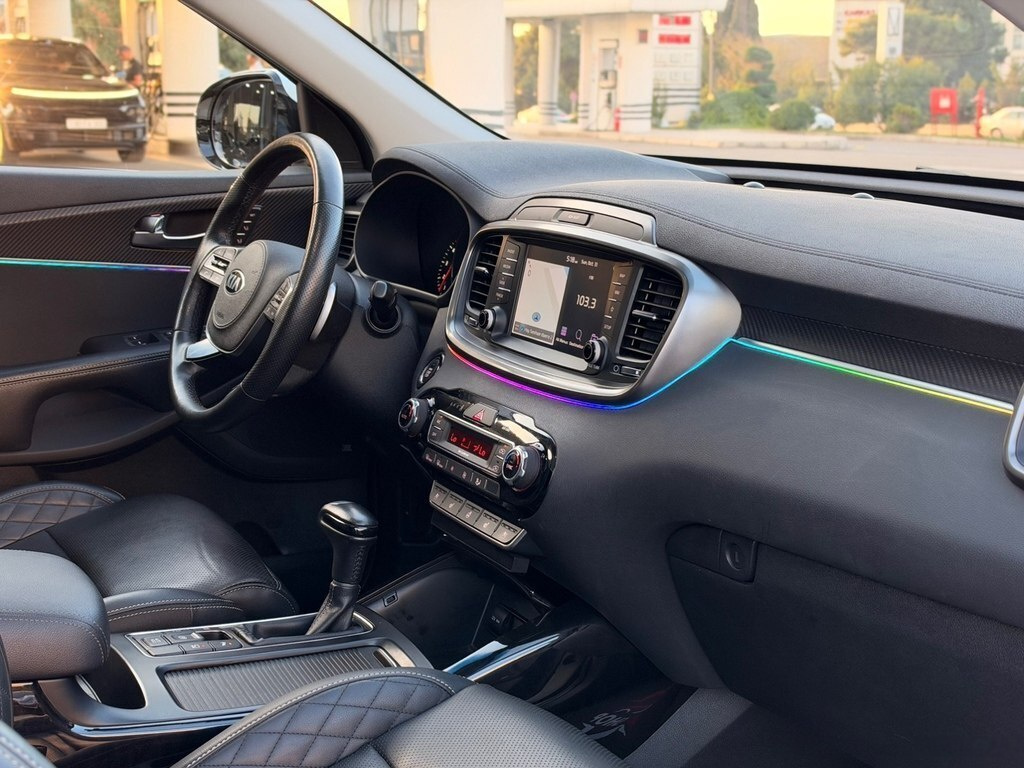 2019 Kia Sorento, 2.0L, 108000km - Image 21