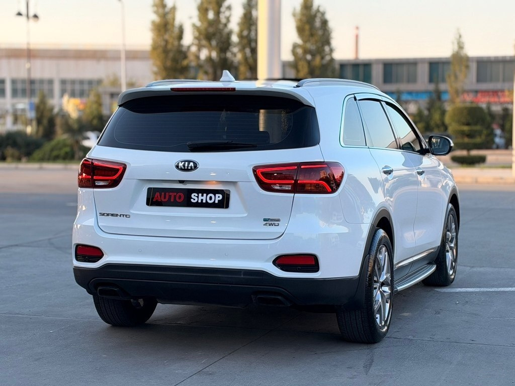 2019 Kia Sorento, 2.0L, 108000km - Image 4