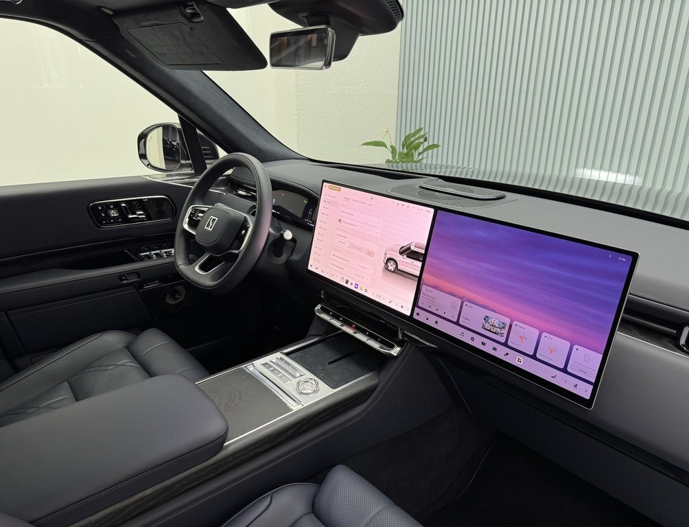 2025 ZEEKR 9X, 2.0L, 5000km - Image 9