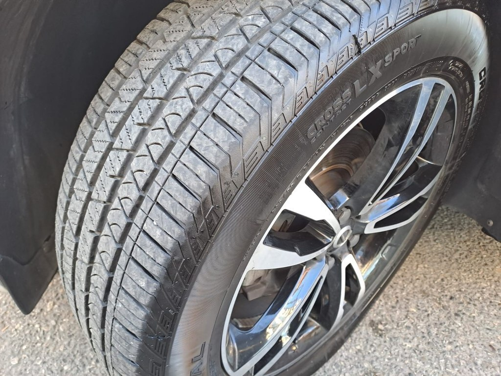 2019 Volvo XC60, 2.0L, 138000km - Image 9
