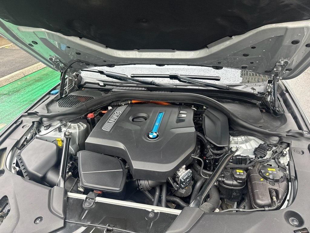 2018 BMW 530e, 2.0L, 142500km - Image 19