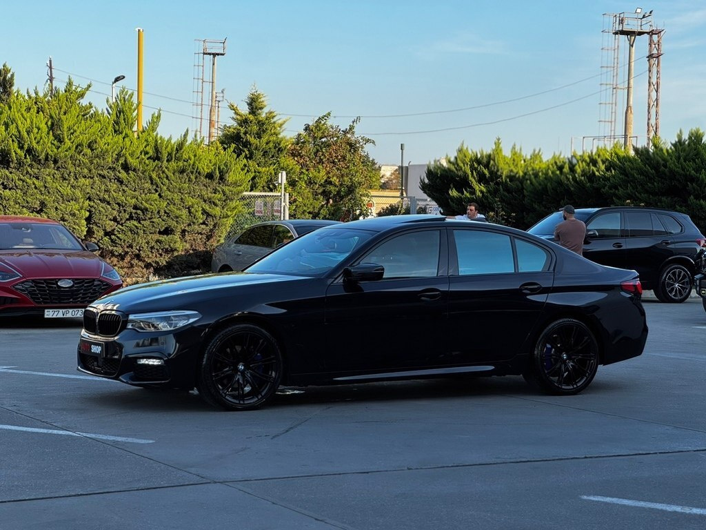 2018 BMW 525, 2.0L, 129000km - Image 11