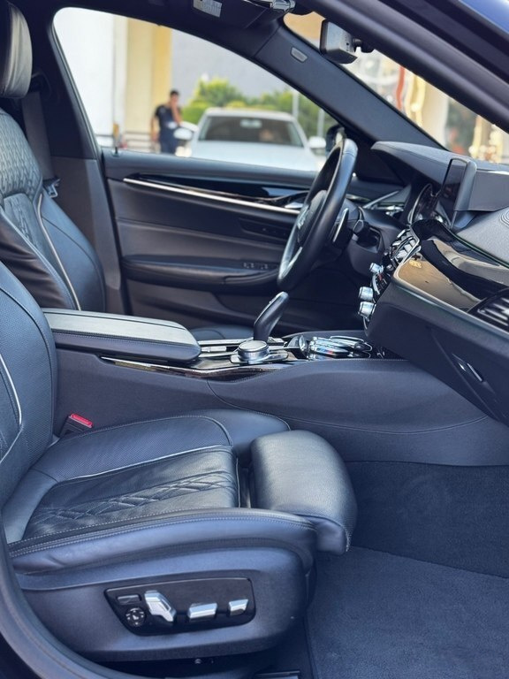 2018 BMW 525, 2.0L, 129000km - Image 20