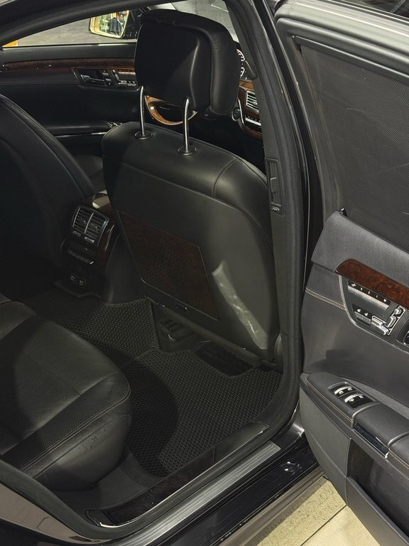 2010 Mercedes S 500, 5.5L, 275000km - Image 11