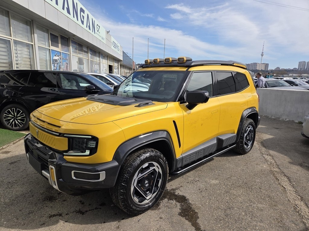 2025 Changan Deepal G318, 1.5L, 5600km - Image 2