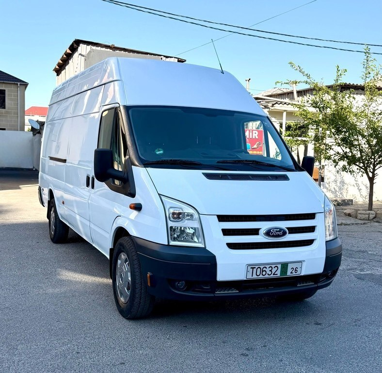 2011 Ford Transit, 2.4L, 108000km - Image 2