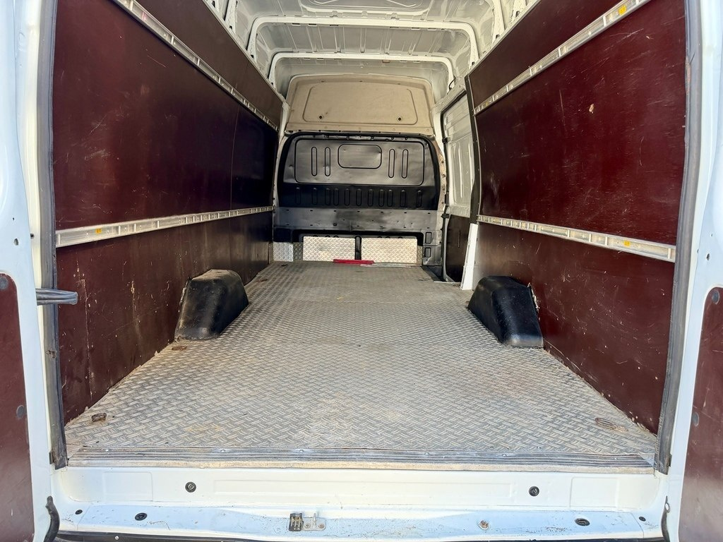 2011 Ford Transit, 2.4L, 108000km - Image 13