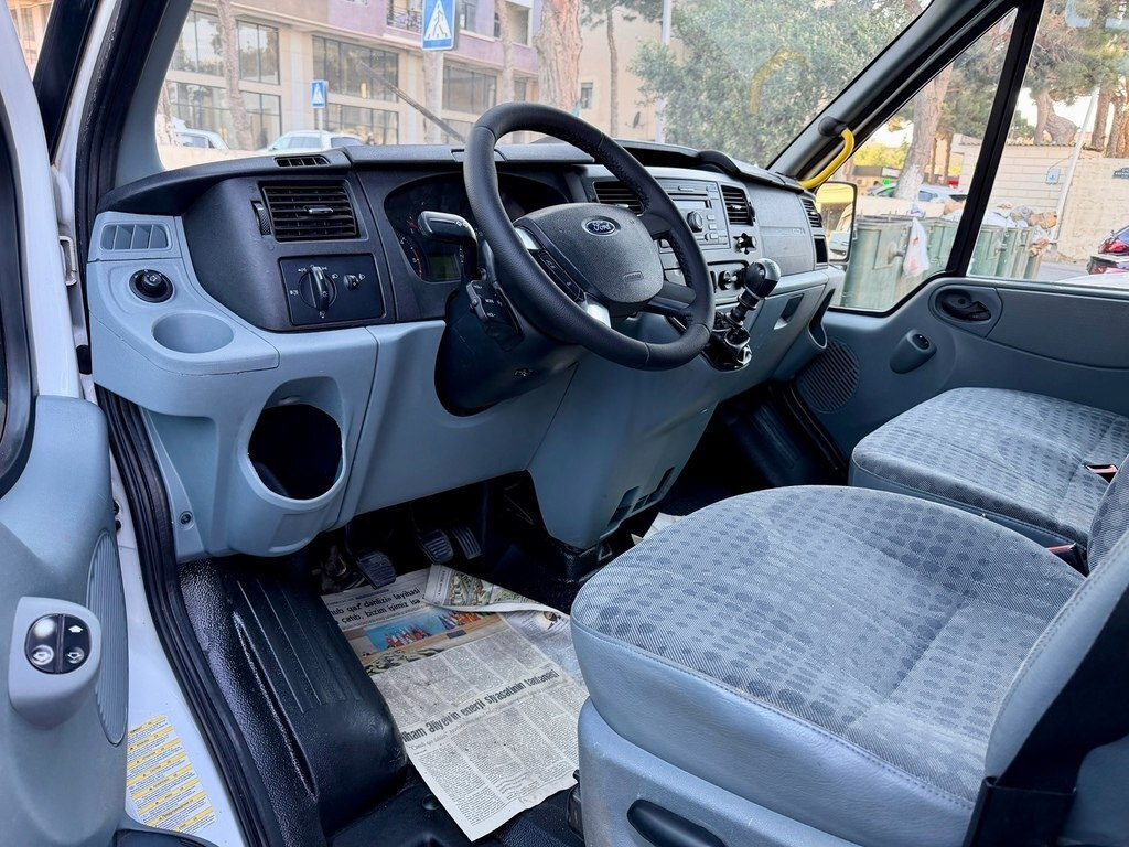 2011 Ford Transit, 2.4L, 108000km - Image 14