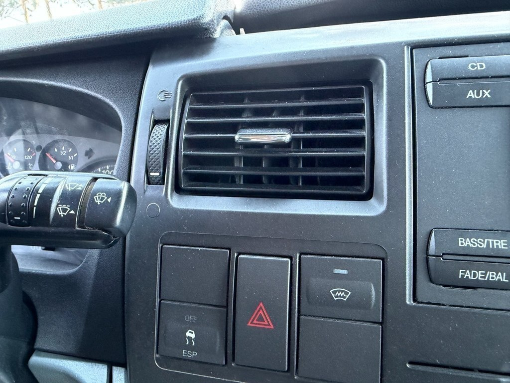 2011 Ford Transit, 2.4L, 108000km - Image 17