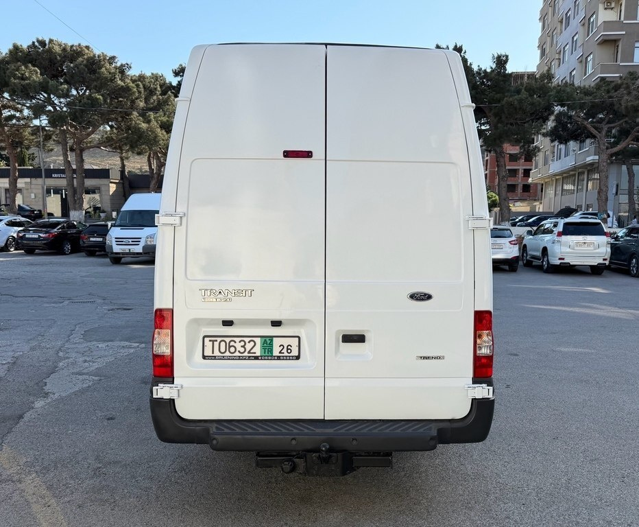 2011 Ford Transit, 2.4L, 108000km - Image 3