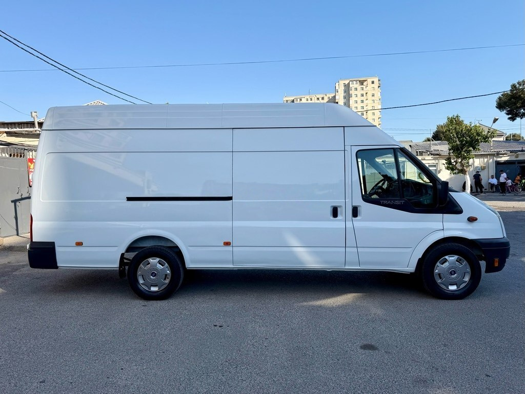 2011 Ford Transit, 2.4L, 108000km - Image 6