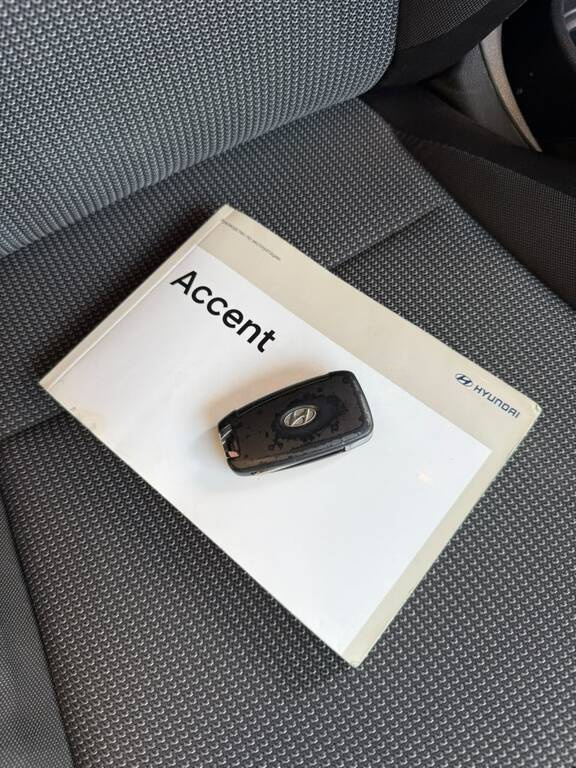 2019 Hyundai Accent, 1.4L, 93500km - Image 13