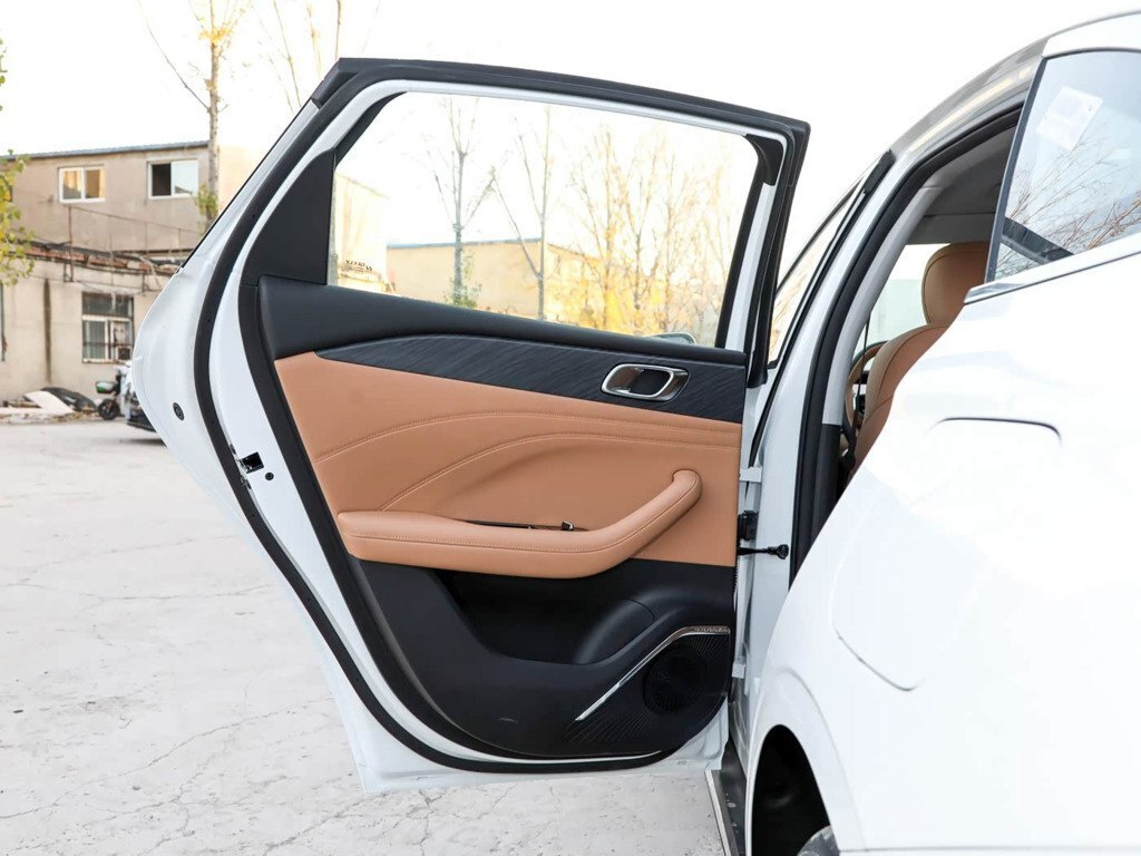 2026 Geely Galaxy Starshine 6, 1.5L, 0km - Image 15