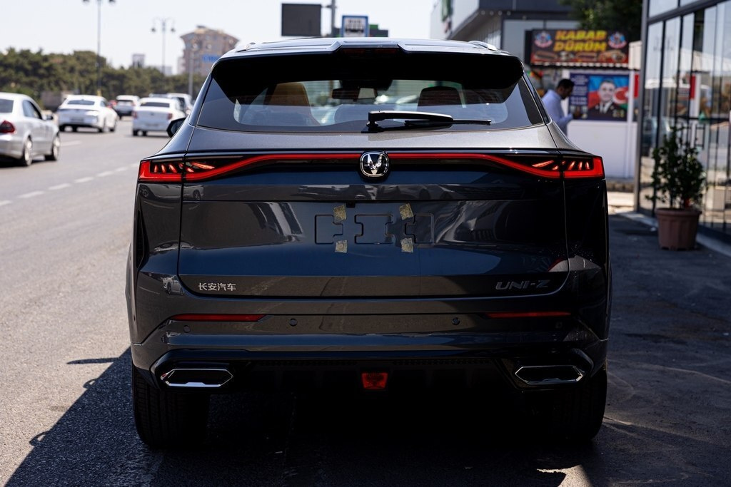 2025 Changan Uni-Z, 1.5L, 0km - Image 9
