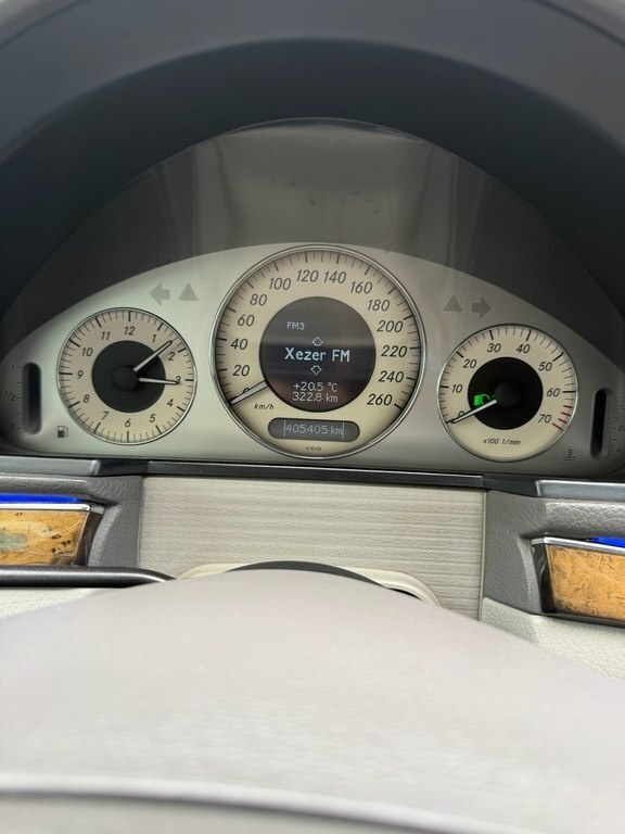 2006 Mercedes E 350, 3.5L, 405400km - Image 15