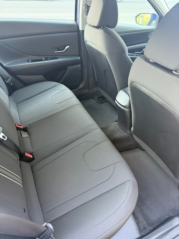 2021 Hyundai Elantra, 2.0L, 73000km - Image 8