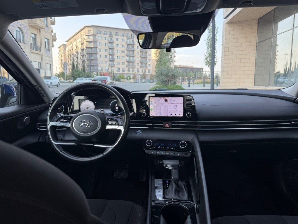 2021 Hyundai Elantra, 2.0L, 73000km - Image 10