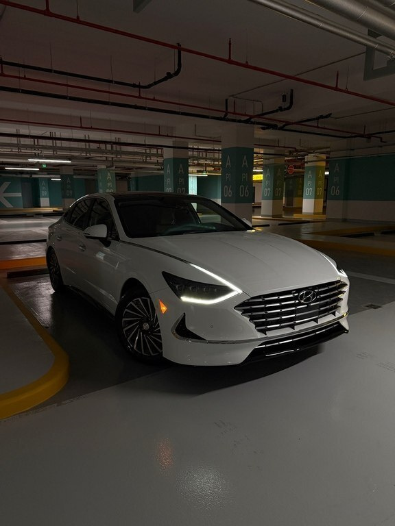 2023 Hyundai Sonata, 2.0L, 22000km - Image 2