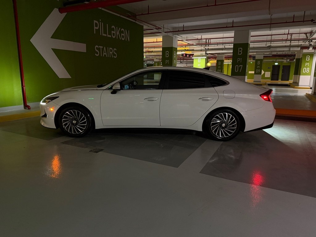 2023 Hyundai Sonata, 2.0L, 22000km - Image 5