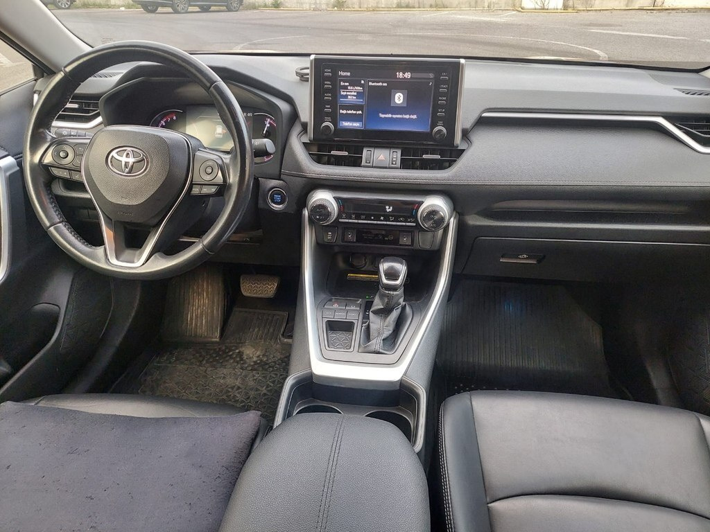 2020 Toyota RAV4, 2.0L, 58000km - Image 6