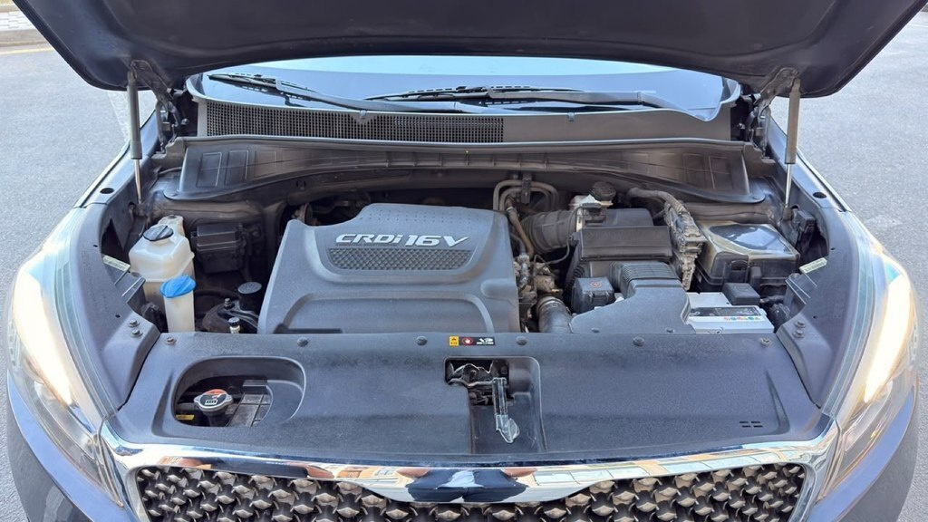 2017 Kia Sorento, 2.0L, 186000km - Image 12