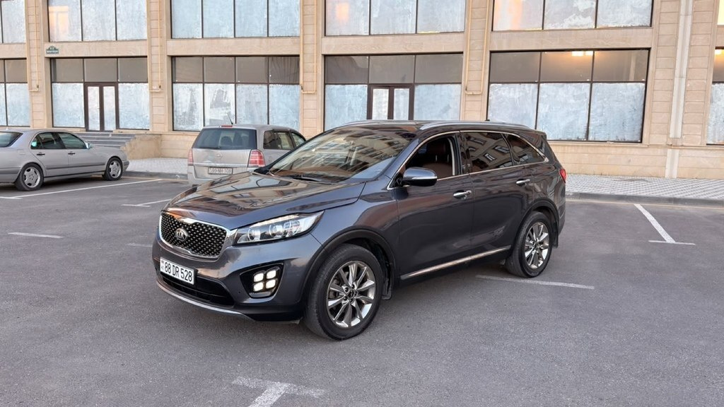 2017 Kia Sorento, 2.0L, 186000km - Image 3