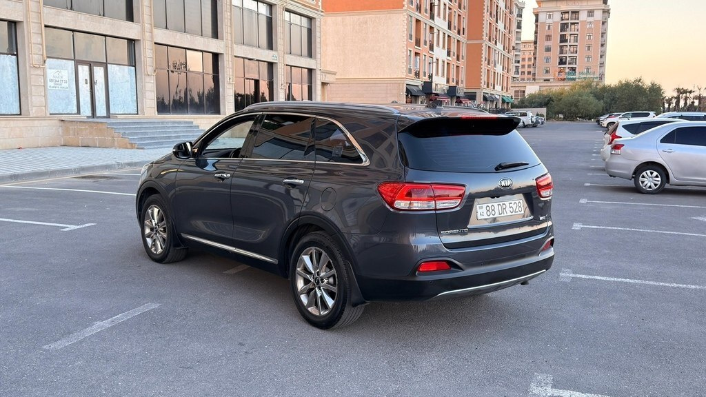 2017 Kia Sorento, 2.0L, 186000km - Image 6