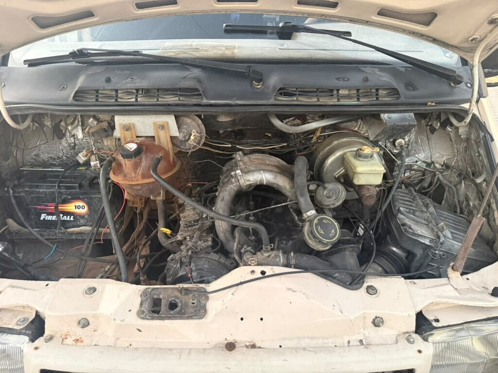2000 GAZ GAZel (33021), 2.4L, 196874km - Image 9