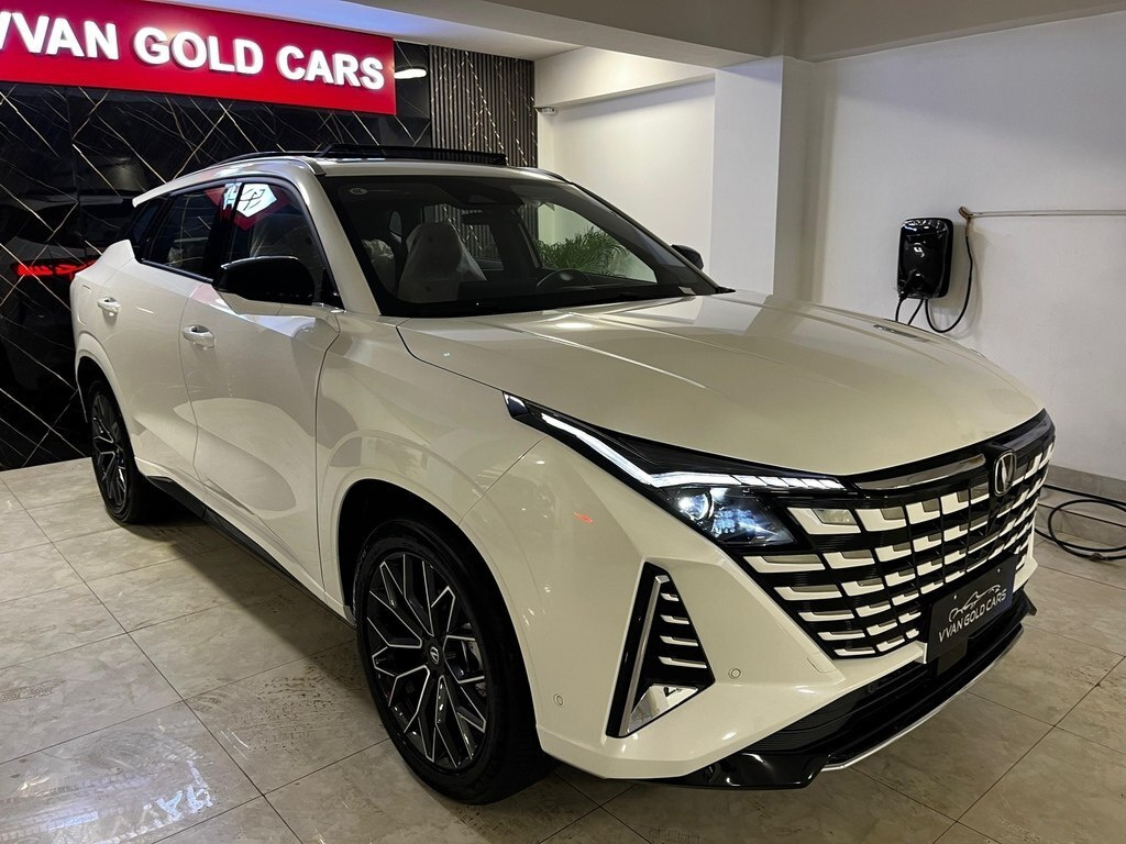 2025 Changan Uni-Z, 1.5L, 0km - Image 3