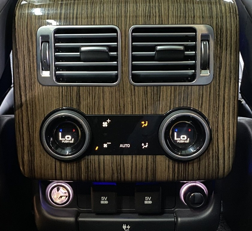 2018 Land Rover Range Rover, 3.0L, 187000km - Image 18