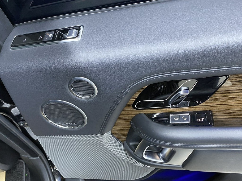 2018 Land Rover Range Rover, 3.0L, 187000km - Image 20