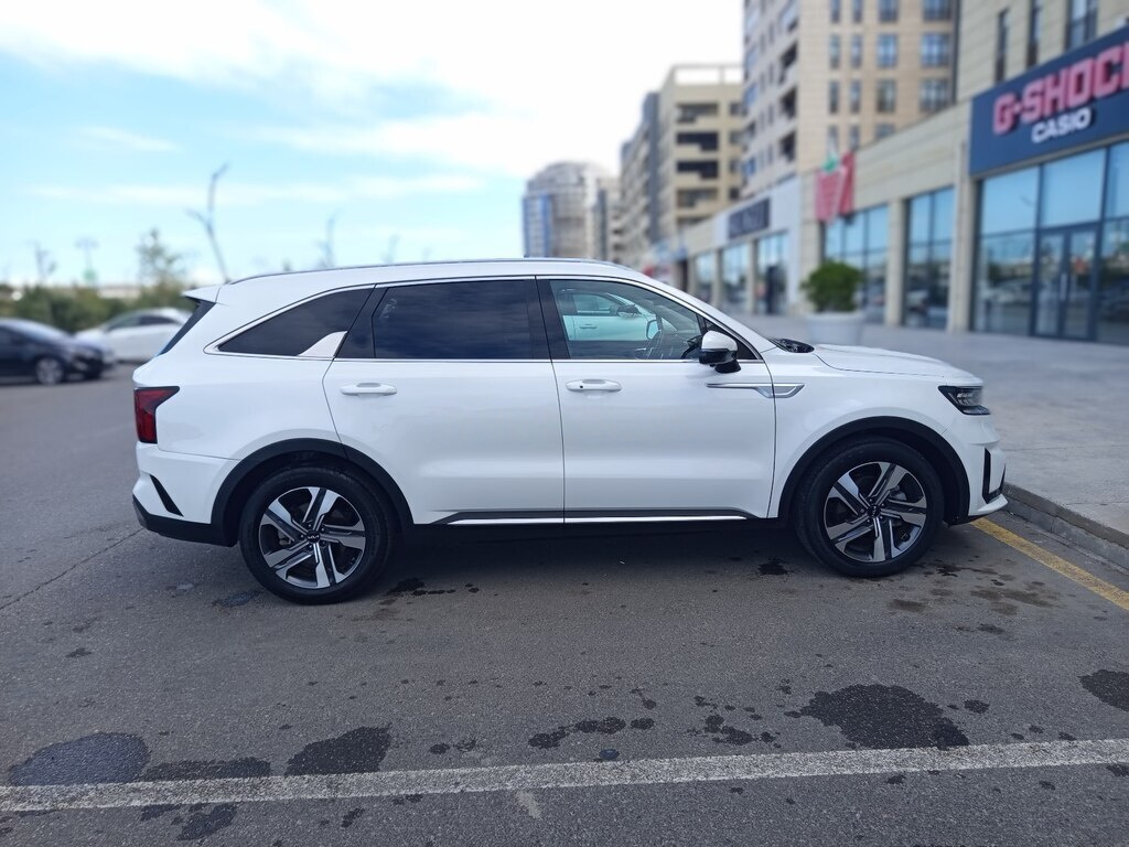 2023 Kia Sorento, 1.6L, 23000km - Image 7