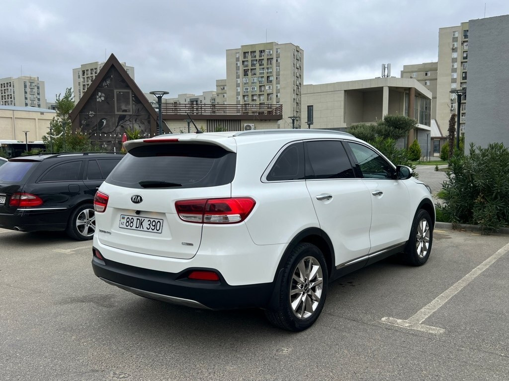 2016 Kia Sorento, 2.0L, 198045km - Image 8