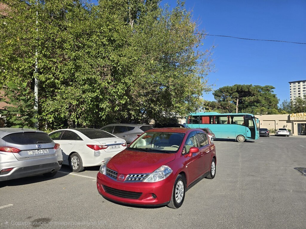 2011 Nissan Tiida, 1.5L, 122700km - Image 3
