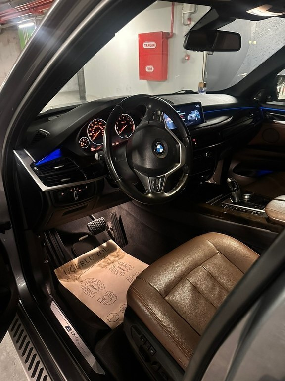 2018 BMW X5, 2.0L, 138652km - Image 15