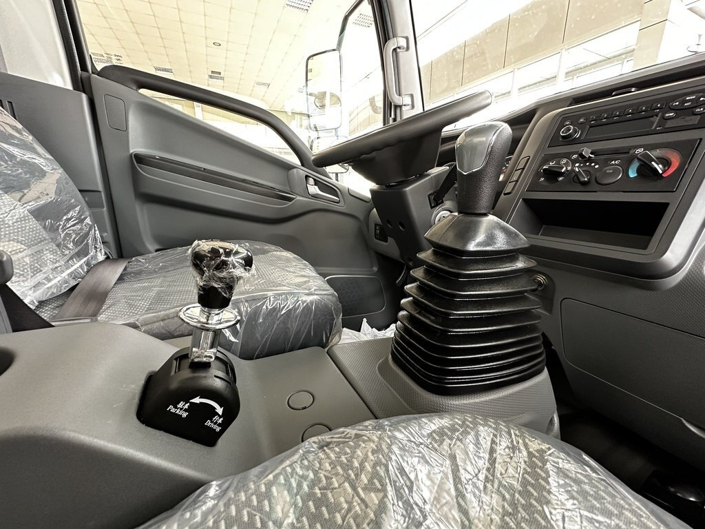 2026 JAC LE79Z, 3.8L, 0km - Image 12
