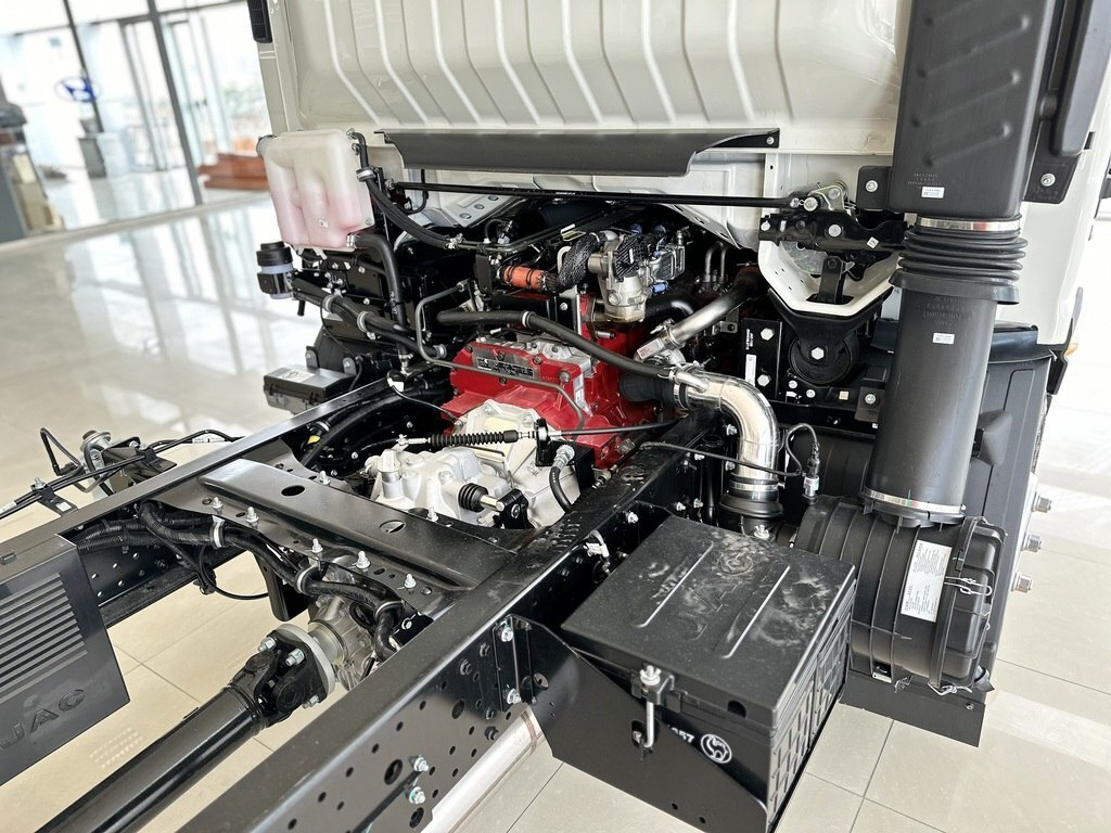 2026 JAC LE79Z, 3.8L, 0km - Image 13